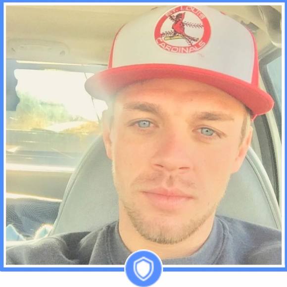 Meet your Posher, Kyle - Picture 1 of 1